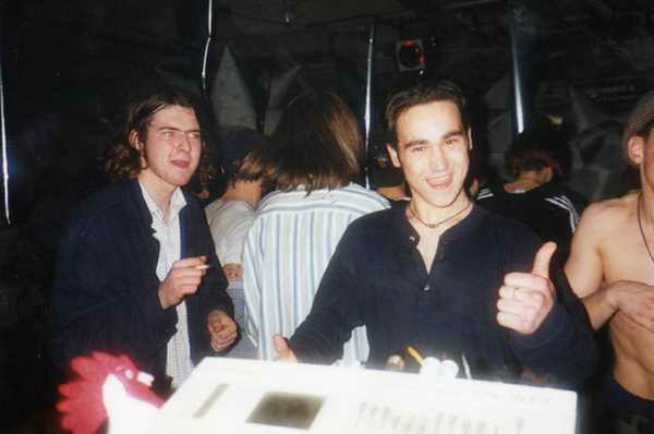 Crowd dancing at an Egebamyasi live show