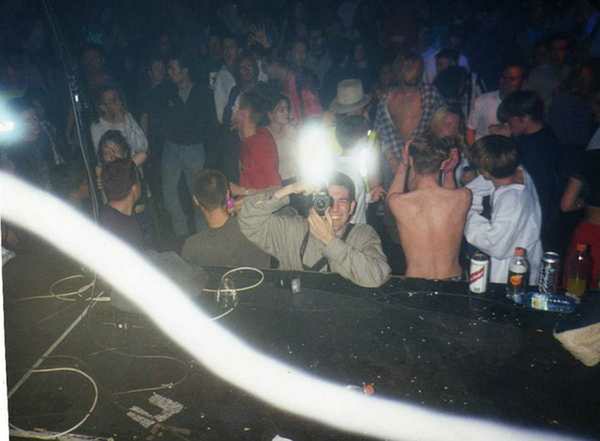 Crowd dancing at an Egebamyasi live show