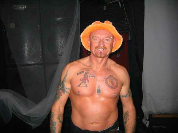 Crowd dancing at an Egebamyasi live show