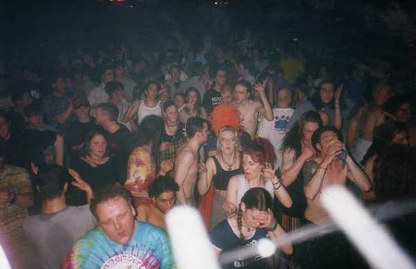 Crowd dancing at an Egebamyasi live show