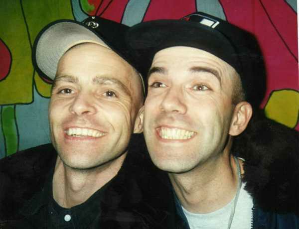 Crowd dancing at an Egebamyasi live show